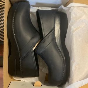 NWT Dansko Clogs